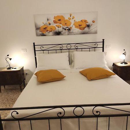 B&B 24 Maggio Carloforte (Isola di San Pietro) Exterior foto