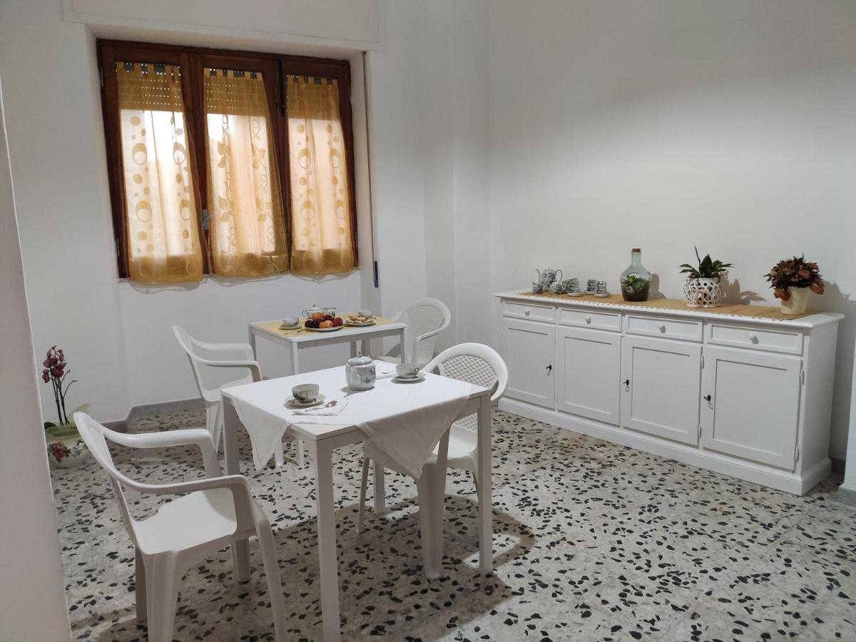 B&B 24 Maggio Carloforte (Isola di San Pietro) Exterior foto